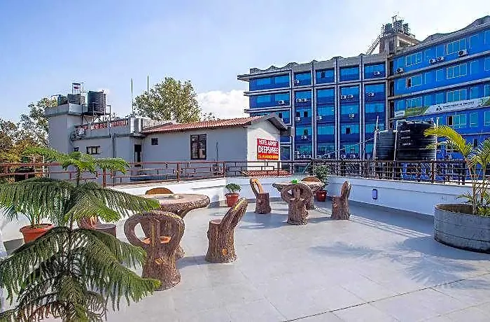 Airport Deepshree 3*